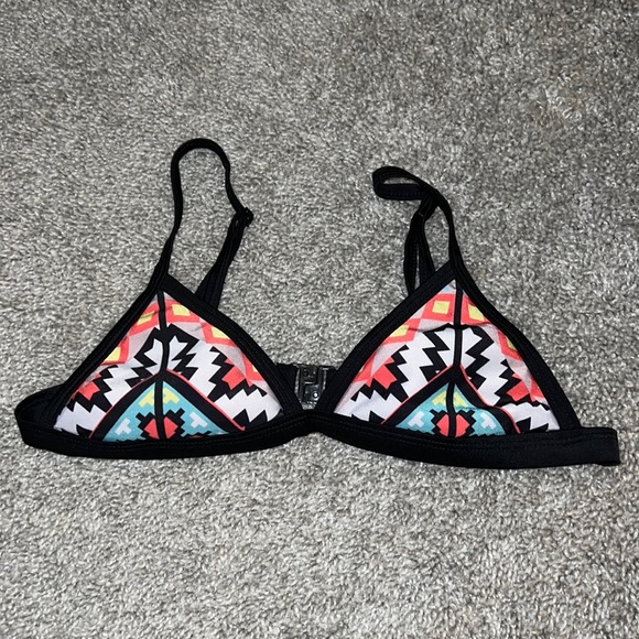 Bikini Top - Picture 2 of 8